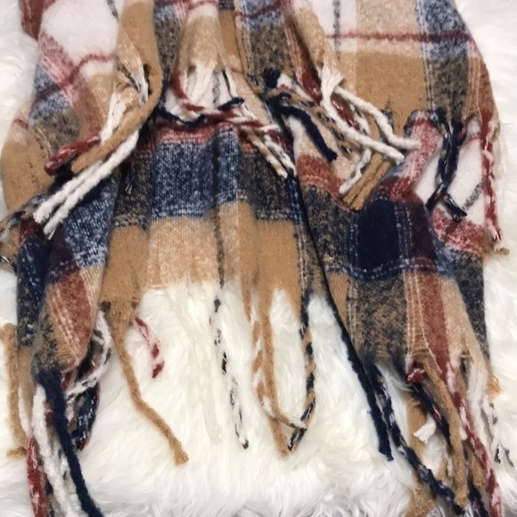 Cato Plaid Knit Poncho One Size - Picture 7 of 10